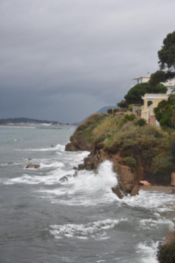 Les Flots D'Azur Toulon Exterior photo